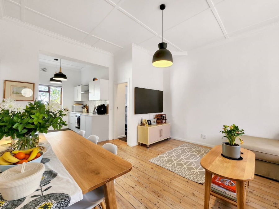 To Let 2 Bedroom Property for Rent in Green Point Western Cape